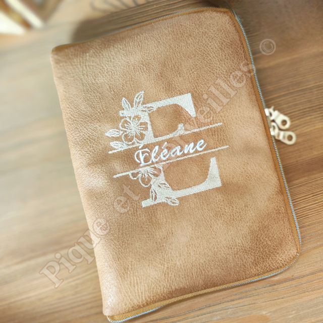 Protège Carnet de Santé zippé -Uni cuir recycle