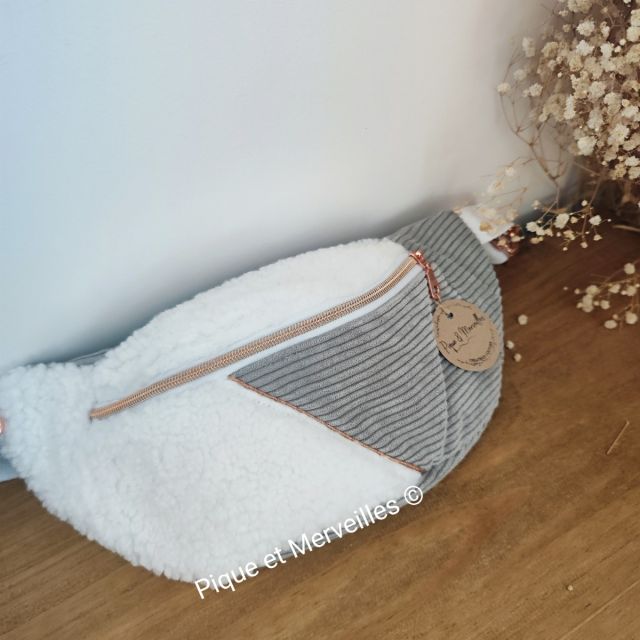 Sac banane Standard velours gris perle / sherpa blanc