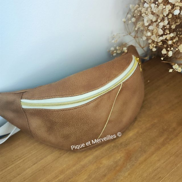Sac banane Standard vieux cuir Caramel